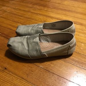 Grey “Distressed” TOMS